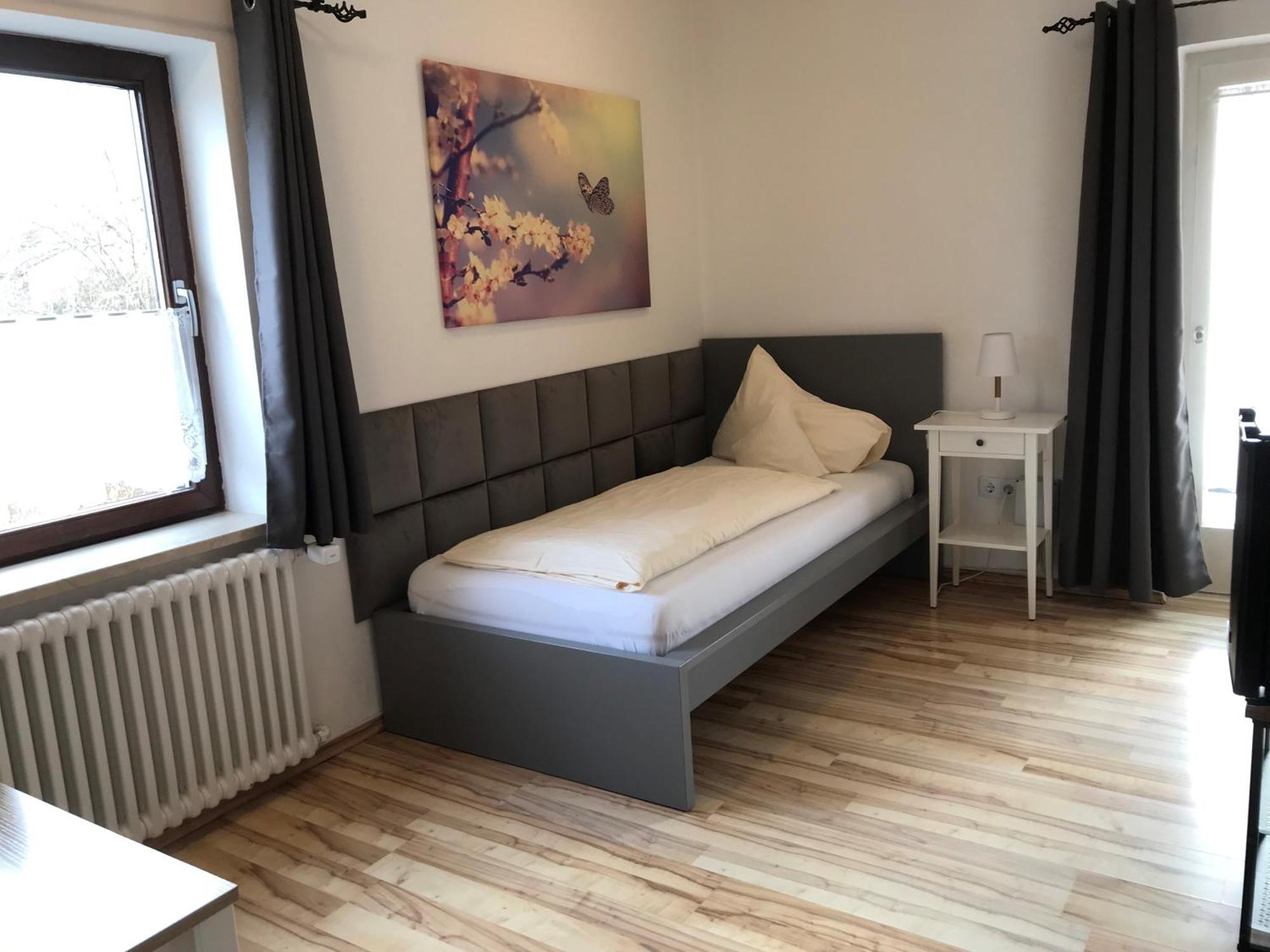Abendruhe Hotel - Kontaktloser Check In Oberhaching Exteriör bild